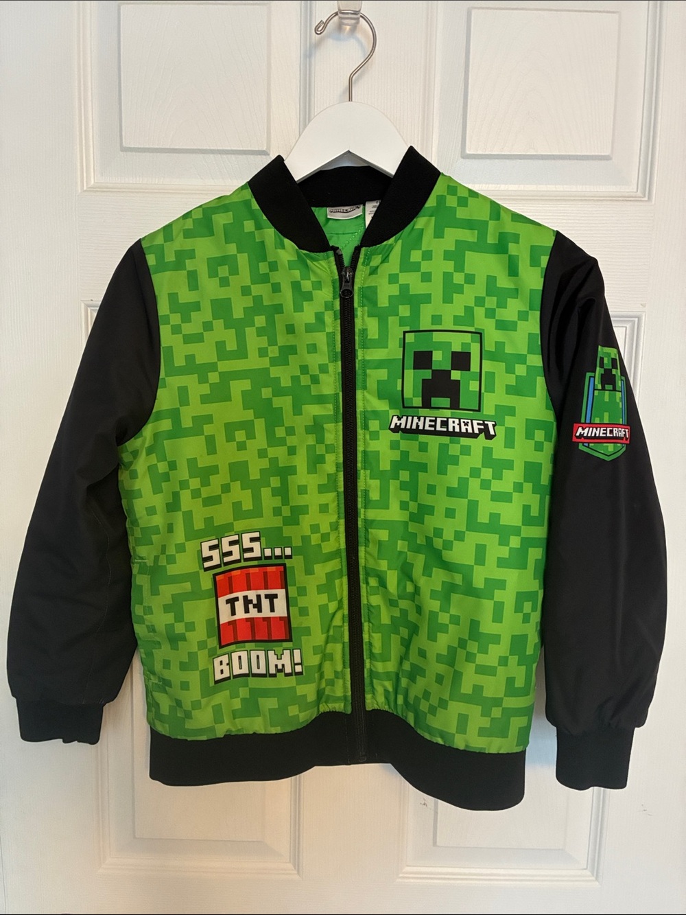 MINECRAFT lightweight jacket, boys size 10/12